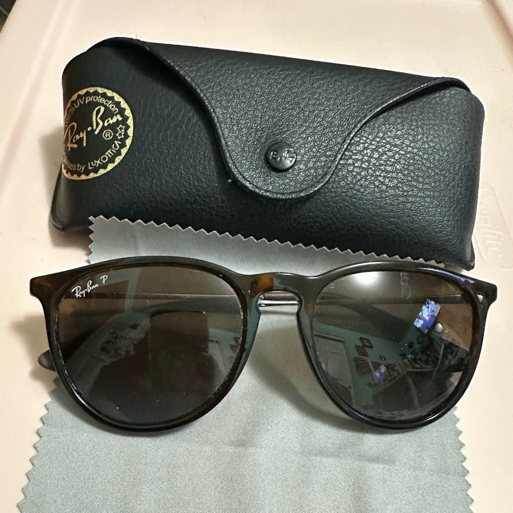 Women’s Rayban Sunglasses